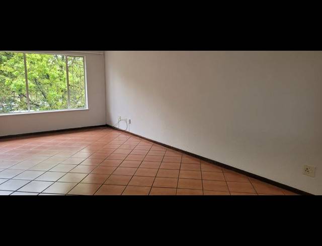 2 BEDROOM TOWNHOUSE FOR SALE IN NEW REDRUTH